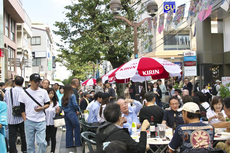 自由が丘女神まつり1（自由が丘商店街振興組合）
