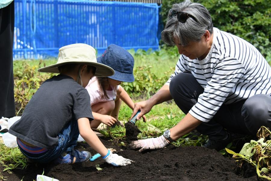 じゃがいも掘り体験参加者