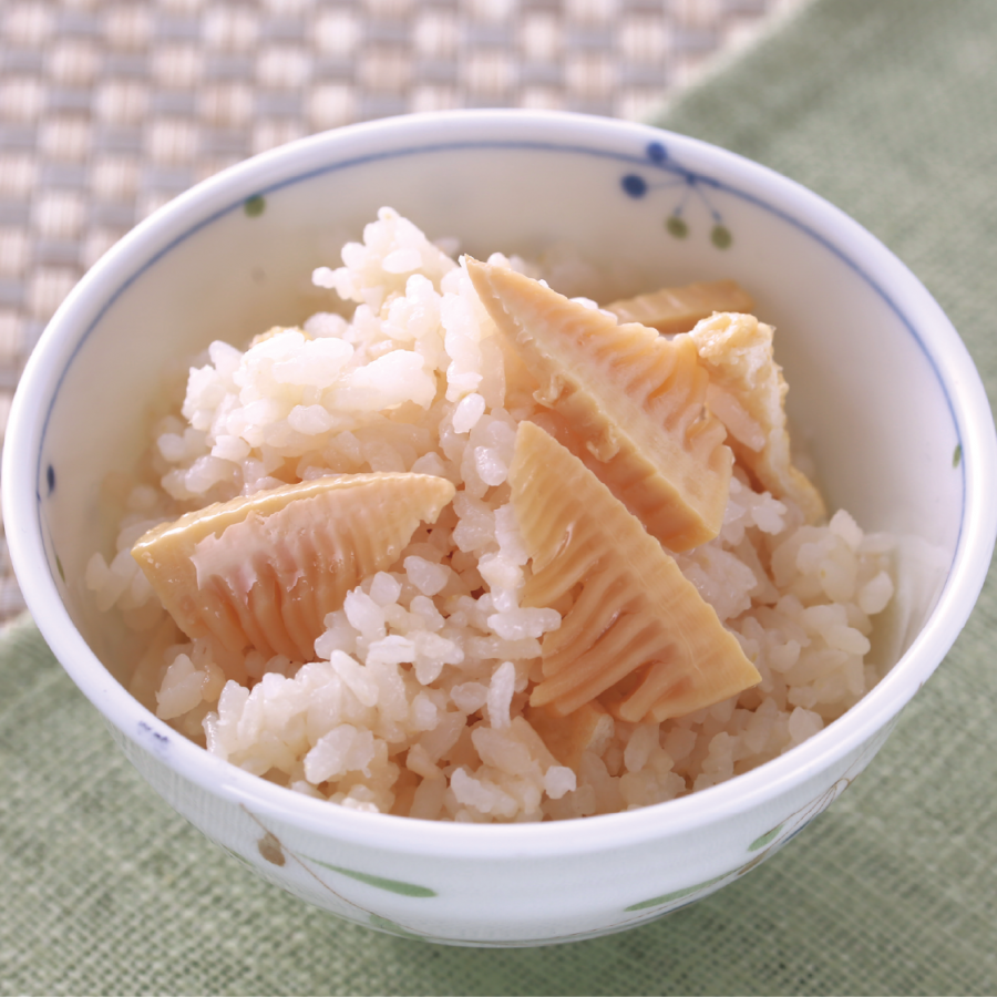 筍ごはんの写真