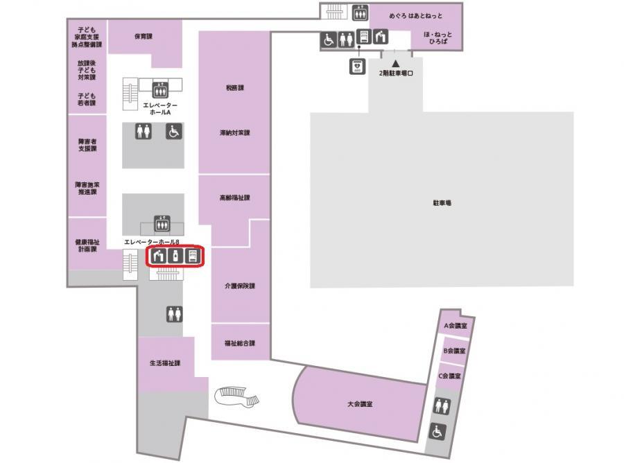 Bエレベーターを背に正面へ進むと、右側に自販機があります。その自販機の裏側に給水機があります。