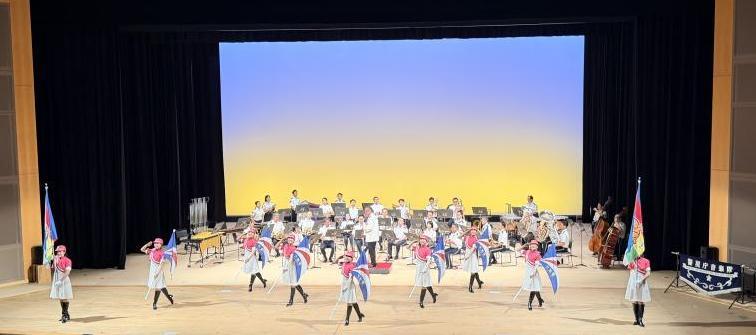 カラーガードによる演舞