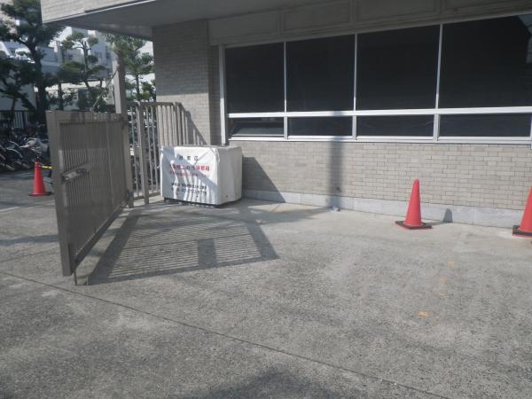 目黒区総合庁舎西口