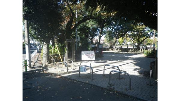 No22碑文谷公園内の写真