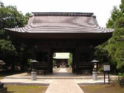 円融寺仁王門の写真