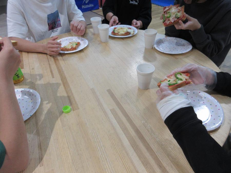 クッキングでピザつくり