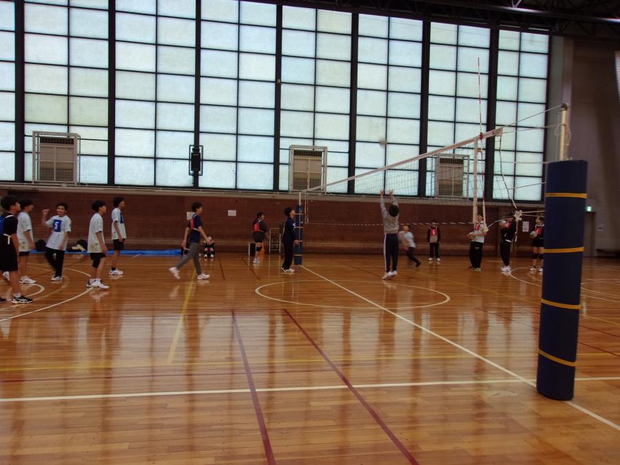 児童館対抗バレーボール大会