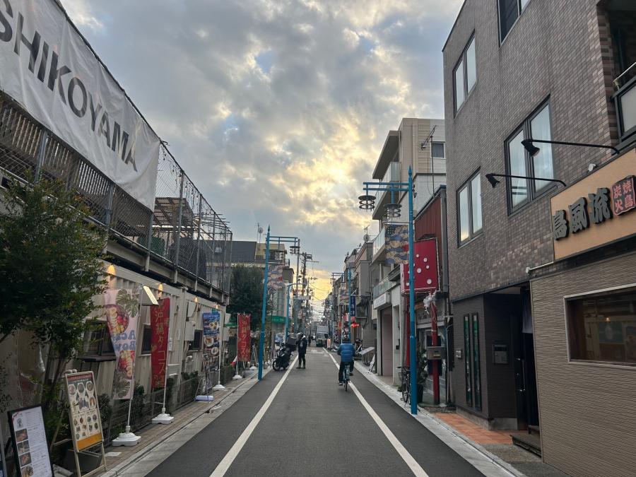 えびす通り商店街（無電柱化後）
