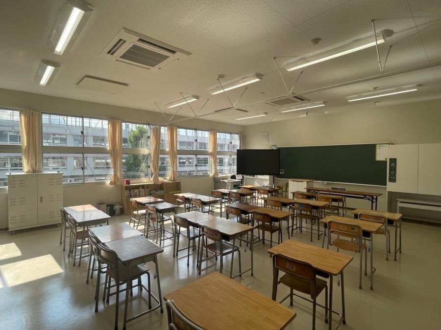 仮設校舎（普通教室）